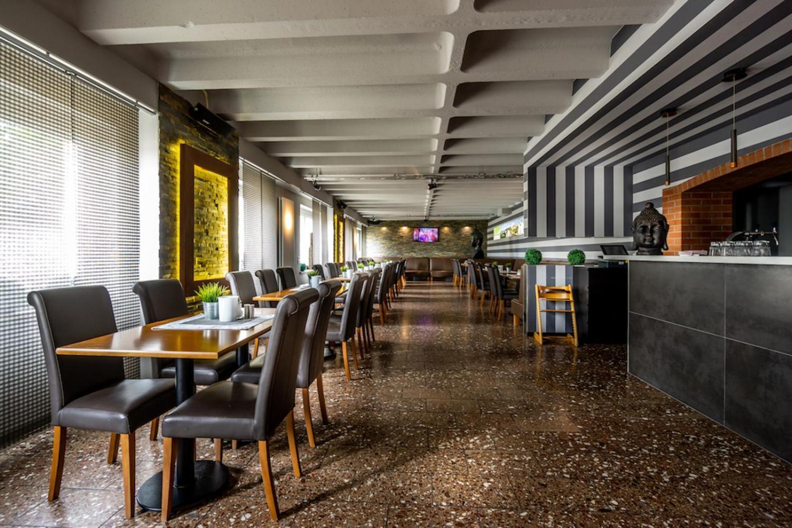 Sl'Otel Budget Bernburg Extérieur photo