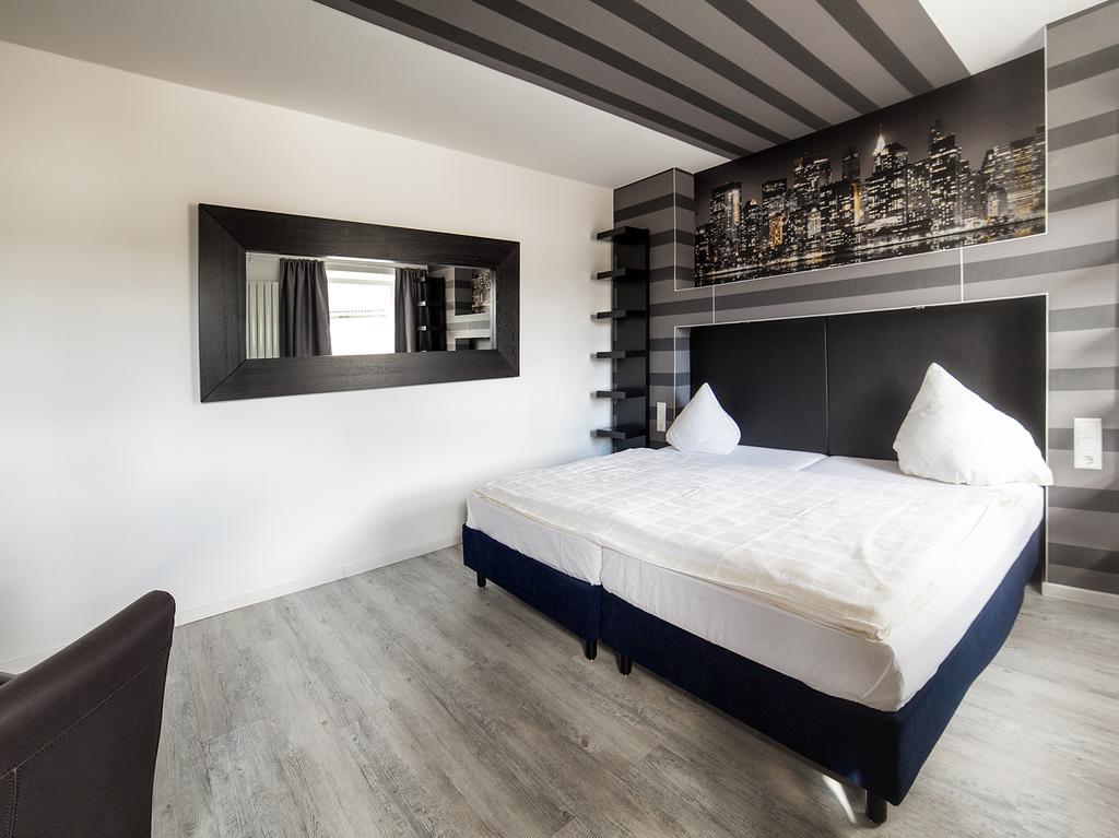 Sl'Otel Budget Bernburg Chambre photo